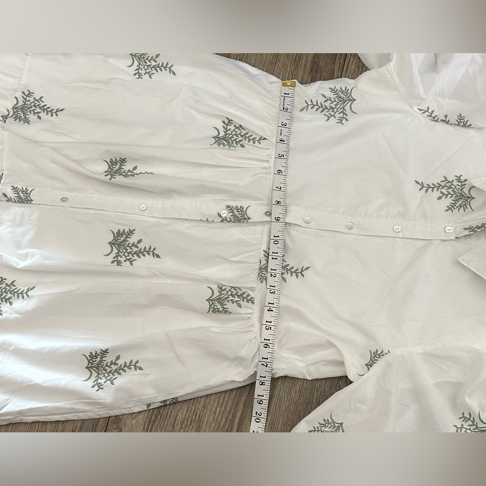 ✨ White and Green Ruffle Dress – Size M (NWT) ✨ - Picture 7 of 11
